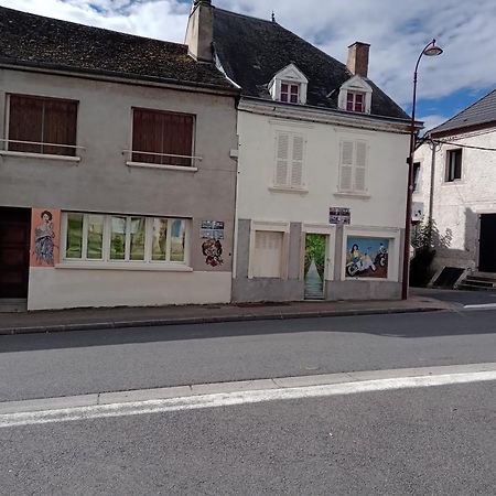 Appartement le labyrinthe du peintre Bransat Extérieur photo